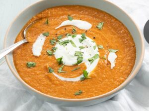 Linzensoep met italiaanse bol