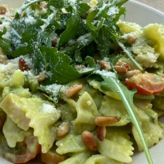 Romige avocado pasta