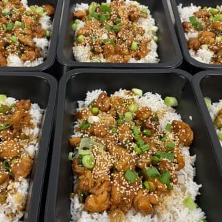 Sticky chicken met rijst op Koreaanse wijze
