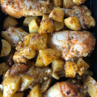 Griekse kip, aardappelen en een frisse salade