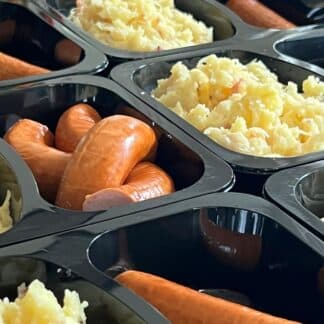 Zuurkoolstamppot met spekjes en rookworst
